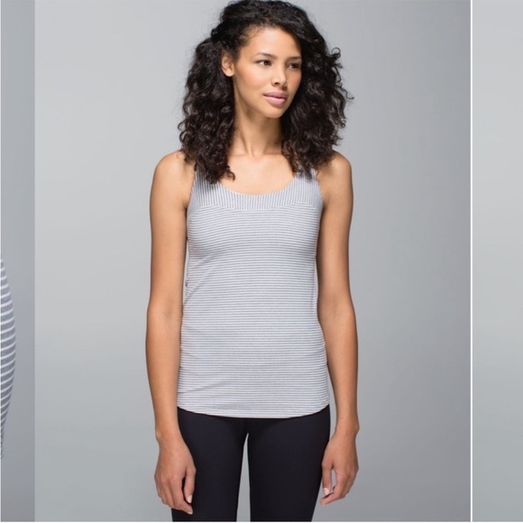 Lululemon Run: First Base Tank
Hyper Stripe Heathered Slate Ghost size 6 - Picture 1 of 8